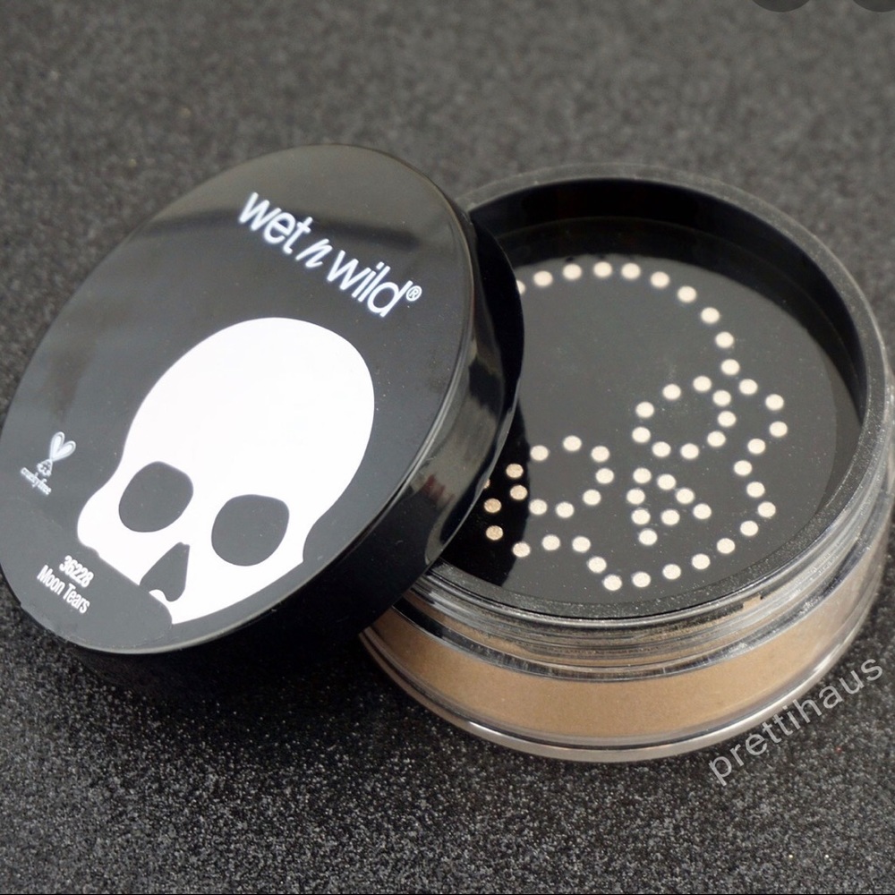 Wet N Wild Loose Highlighting Powder Moon Tears🌙